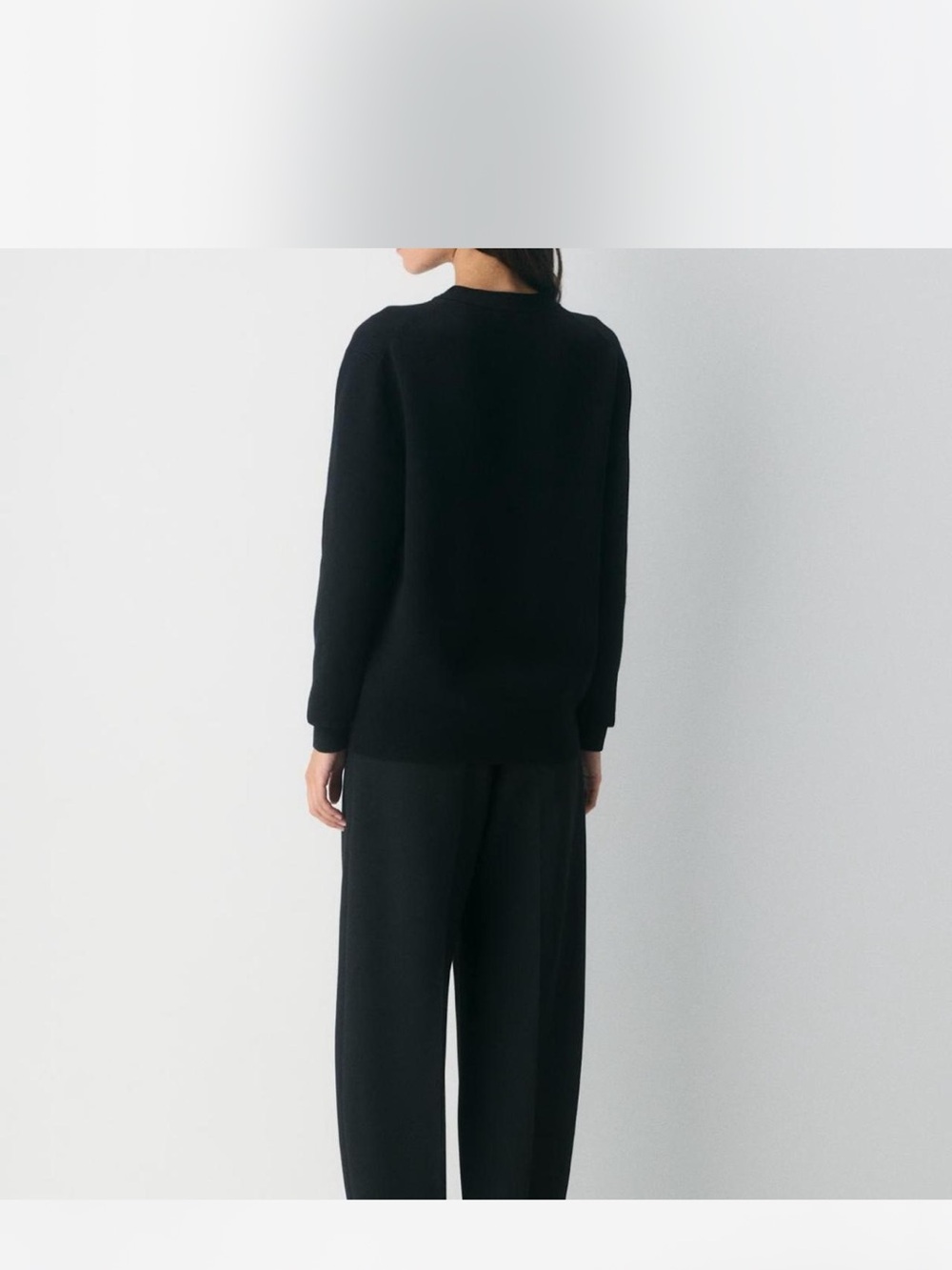 Aritzia Black Long-Sleeve Crew Sweater
